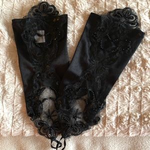 Black Lace Fingerless Gloves